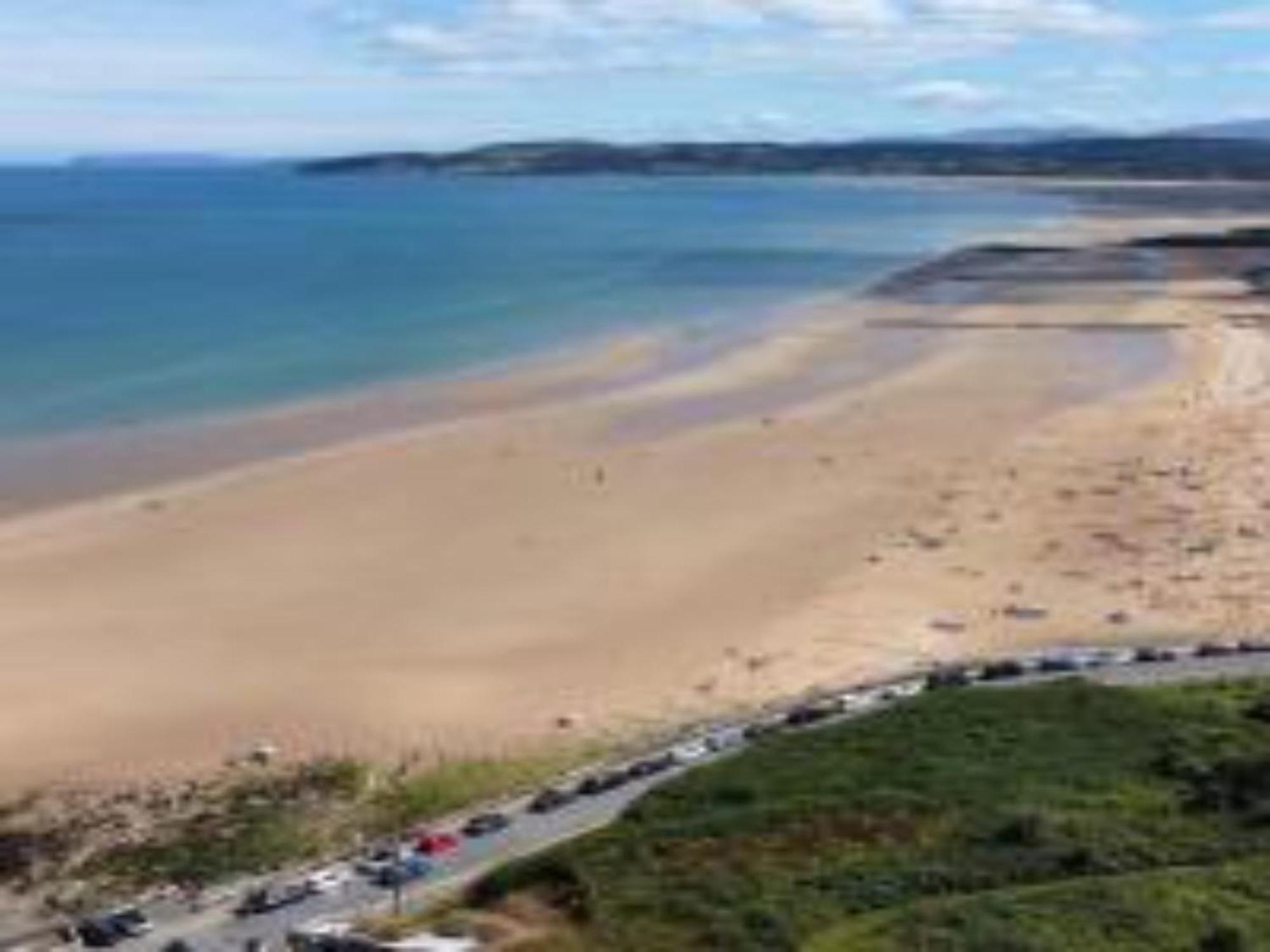 Pass The Keys Modern En-Suite Room In Country Pubrestaurant 2 Llanddona 외부 사진